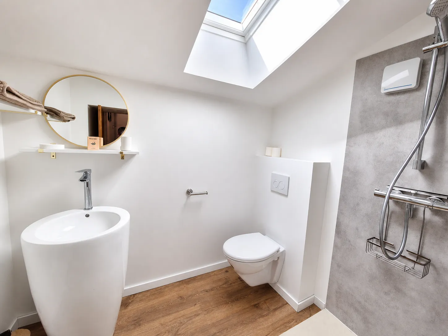 La salle de bain principale